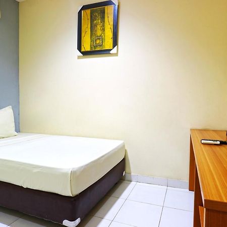Sabrina Guest House Jakarta Eksteriør billede