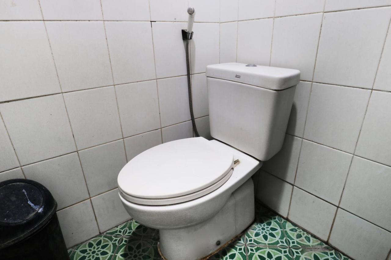 Sabrina Guest House Jakarta Eksteriør billede